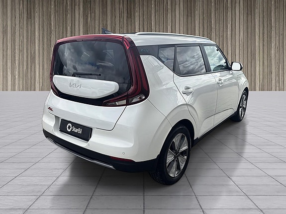Kia e-Soul 3 of 9