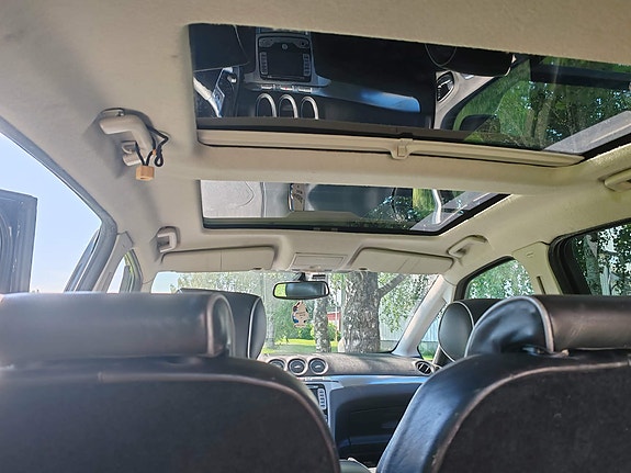 Ford S-MAX 5 of 7