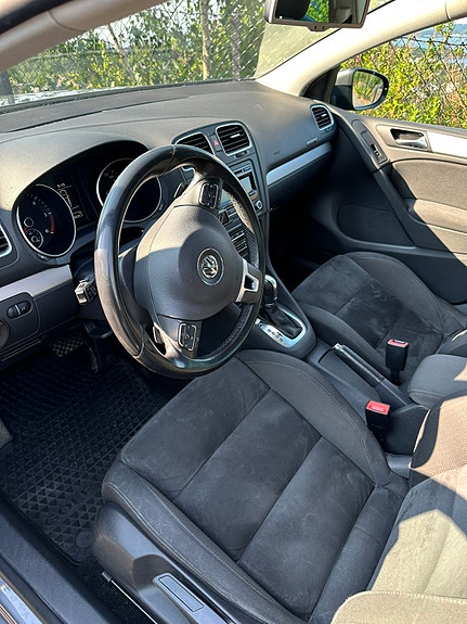 Volkswagen Golf VI 7 of 12