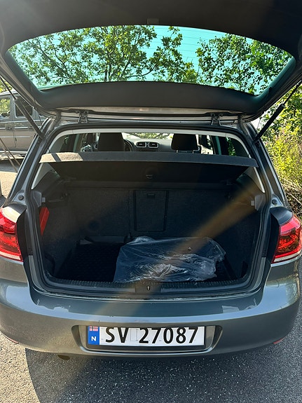 Volkswagen Golf VI 4 of 12