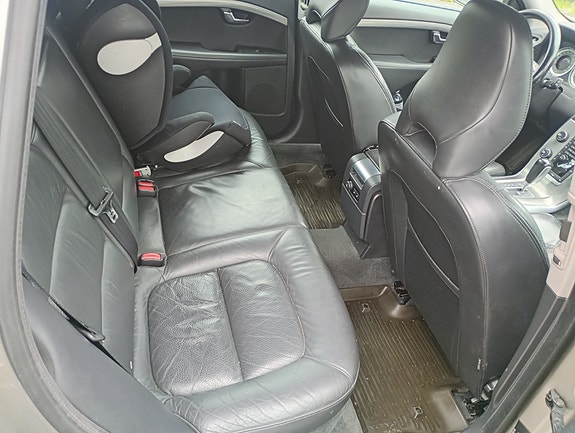 Volvo V70 14 of 15