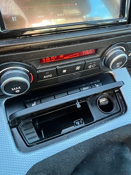 BMW 318d 19 of 26