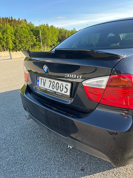 BMW 318d 11 of 26