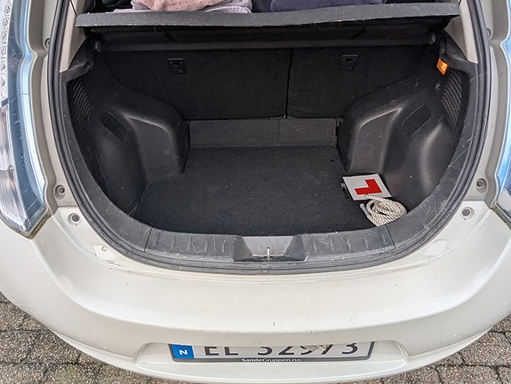 Nissan Leaf 6 of 20