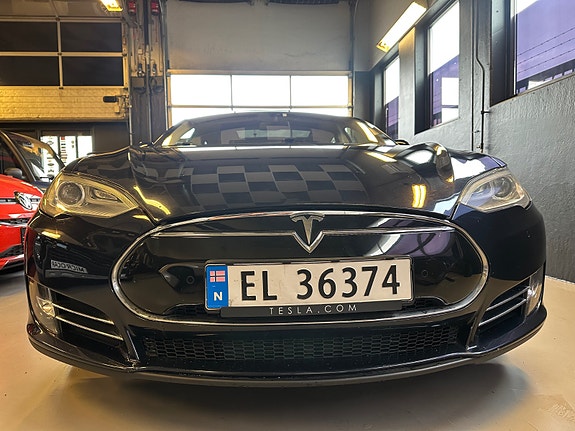 Tesla Model S 6 of 30