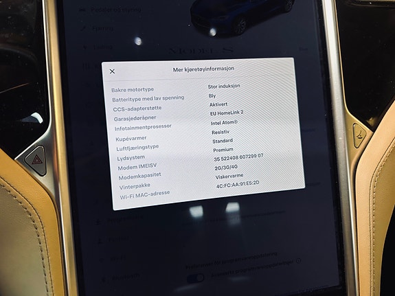 Tesla Model S 25 of 30