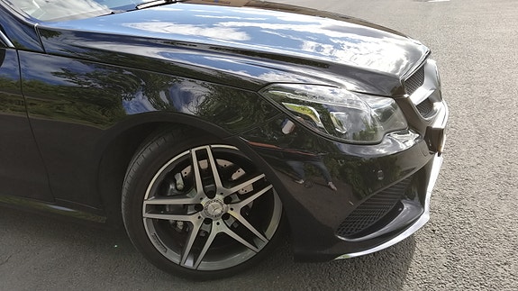 Mercedes-Benz E200 11 of 24