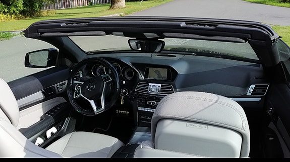 Mercedes-Benz E200 15 of 24