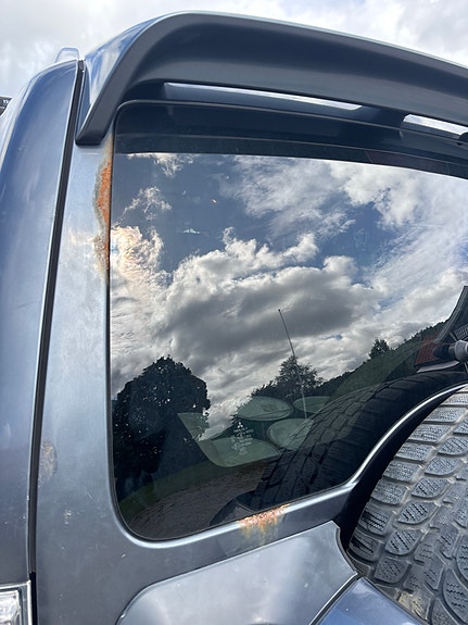 Mitsubishi Pajero 24 of 28