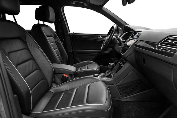 Volkswagen Tiguan 19 of 30