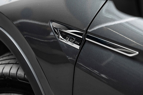 Volkswagen Tiguan 12 of 30