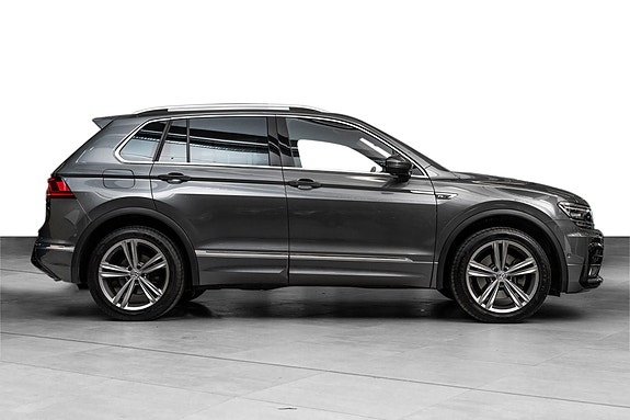 Volkswagen Tiguan 5 of 30