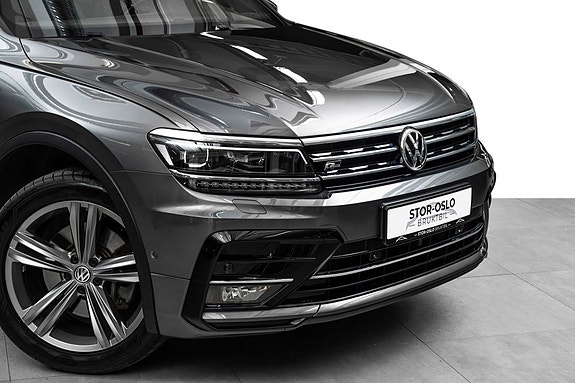 Volkswagen Tiguan 2 of 30