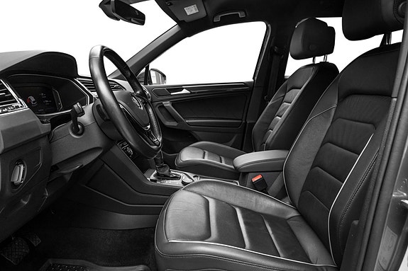Volkswagen Tiguan 13 of 30