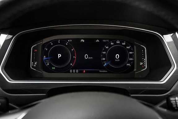 Volkswagen Tiguan 26 of 30