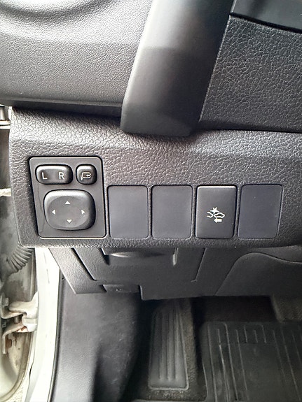 Toyota Auris 27 of 30