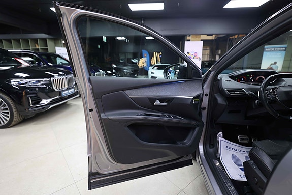Peugeot 5008 25 of 30