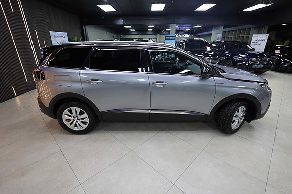Peugeot 5008 24 of 30