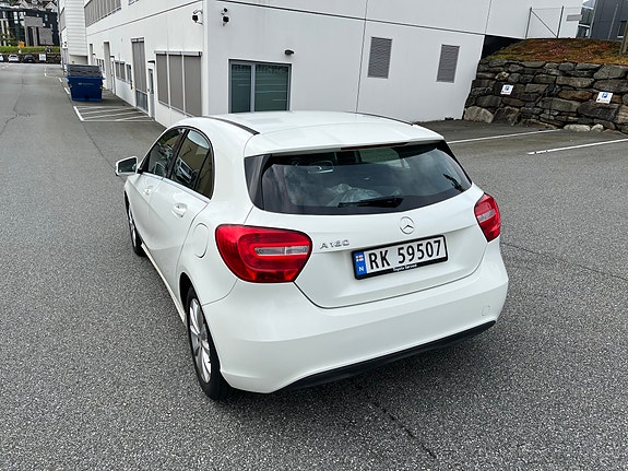 Mercedes-Benz A180 6 of 12
