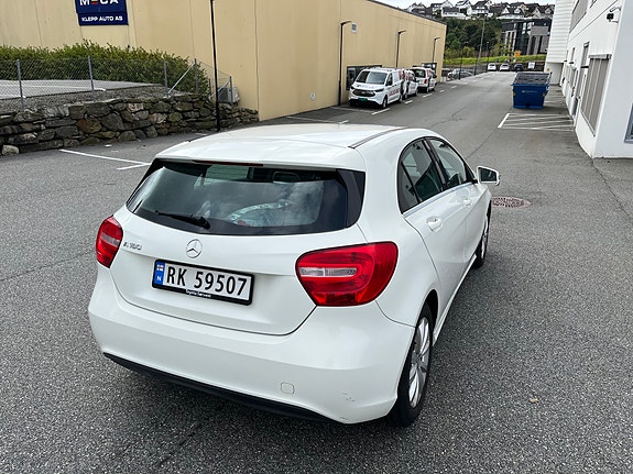 Mercedes-Benz A180 5 of 12