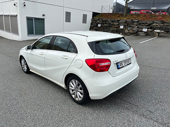 Mercedes-Benz A180 7 of 12