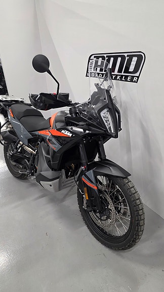 KTM 890 Adventure 9 of 10