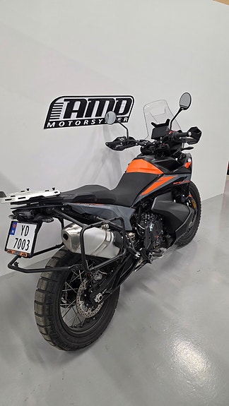 KTM 890 Adventure 8 of 10