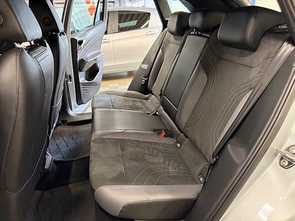 Volkswagen ID.4 17 of 29