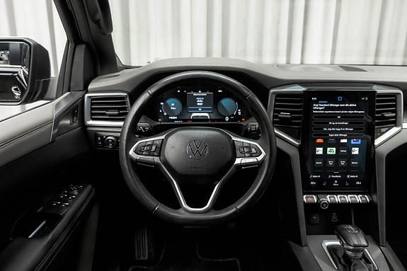 Volkswagen Amarok 12 of 20