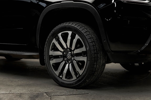 Volkswagen Amarok 7 of 20