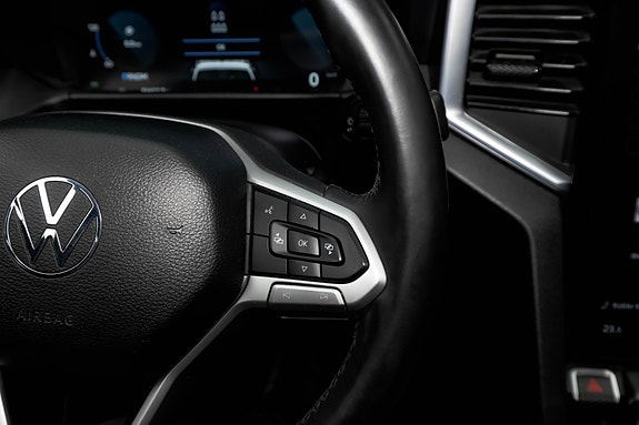 Volkswagen Amarok 18 of 20