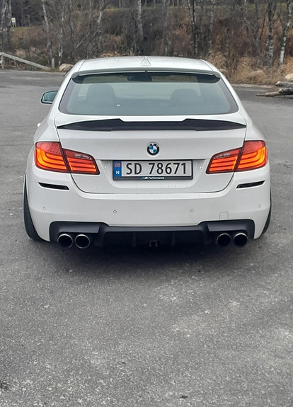 BMW 535d 4 of 5