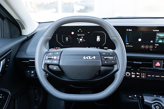 Kia EV6 14 of 30