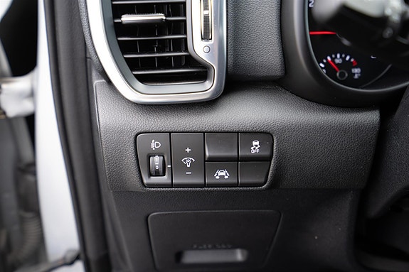Kia Sportage 12 of 30