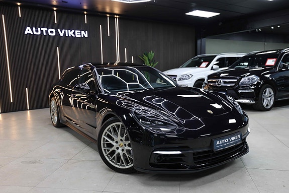 Porsche Panamera 4 2 of 30