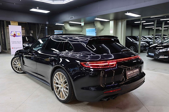 Porsche Panamera 4 6 of 30