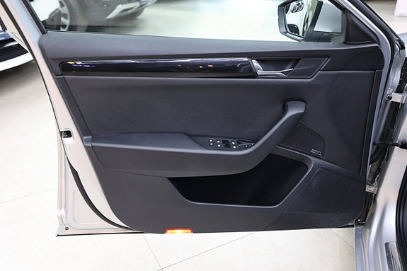 Skoda Superb 25 of 30