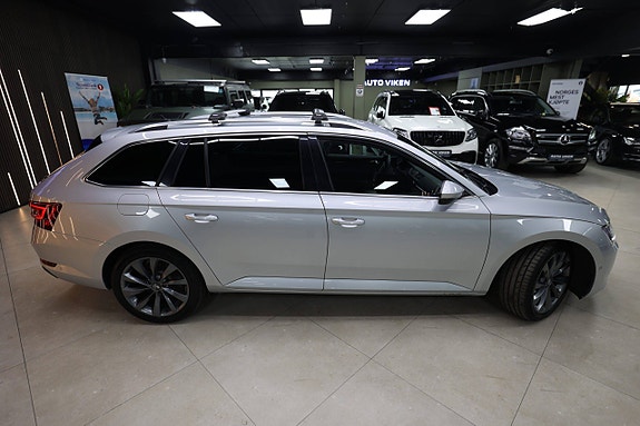 Skoda Superb 17 of 30