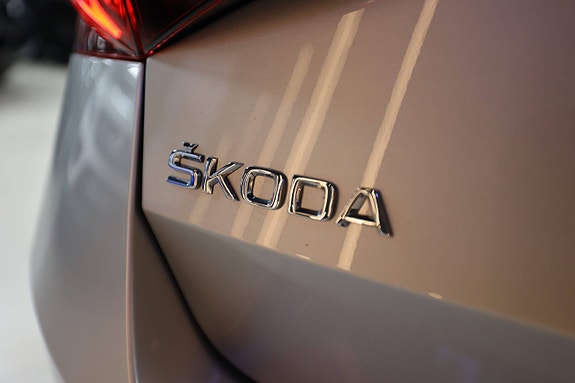 Skoda Superb 24 of 30
