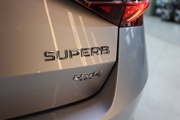 Skoda Superb 23 of 30