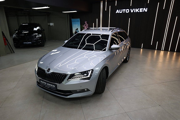 Skoda Superb 12 of 30