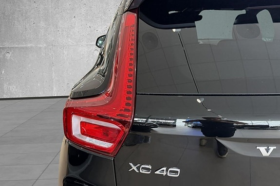 Volvo XC40 9 of 30