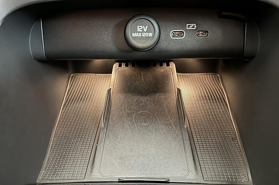 Volvo XC40 24 of 30