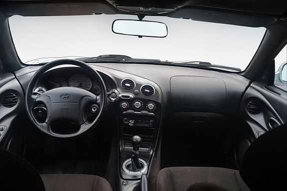 Hyundai Coupe 12 of 14