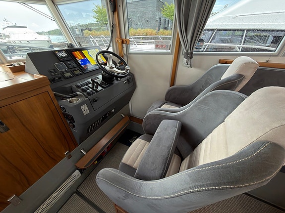 Sargo 36 Explorer Fly 13 of 30