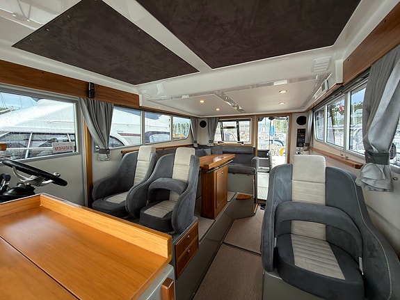 Sargo 36 Explorer Fly 19 of 30