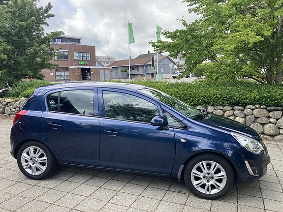 Opel Corsa 4 of 17