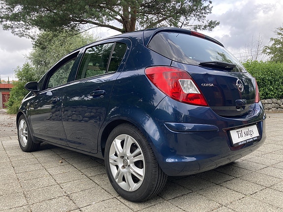 Opel Corsa 8 of 17