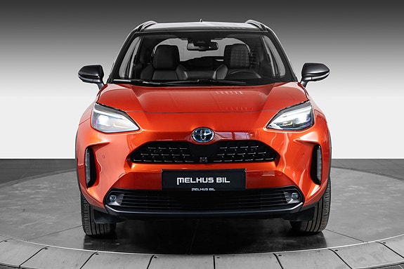Toyota Yaris Cross 2 of 25