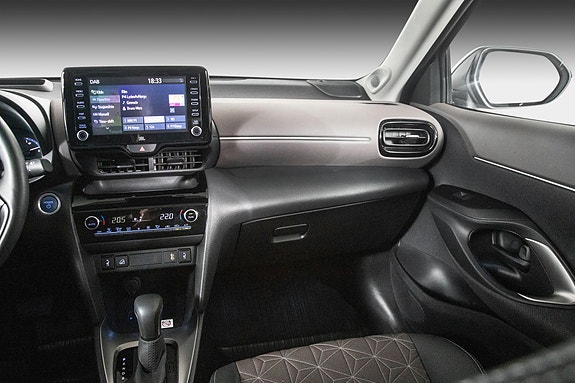 Toyota Yaris Cross 17 of 25